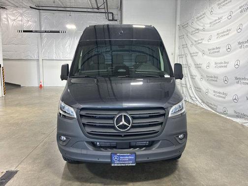 2025 Mercedes-Benz Sprinter 2500 High Roof