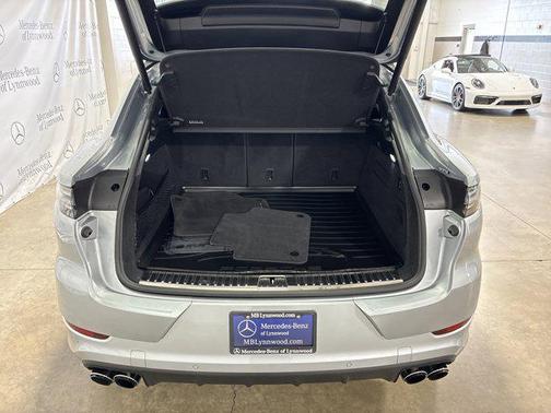 2021 Porsche Cayenne Turbo