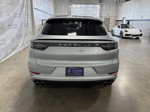 2021 Porsche Cayenne Turbo