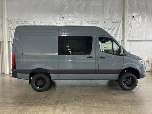 2025 Mercedes-Benz Sprinter 2500 High Roof