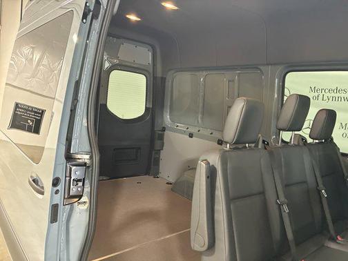 2025 Mercedes-Benz Sprinter 2500 High Roof
