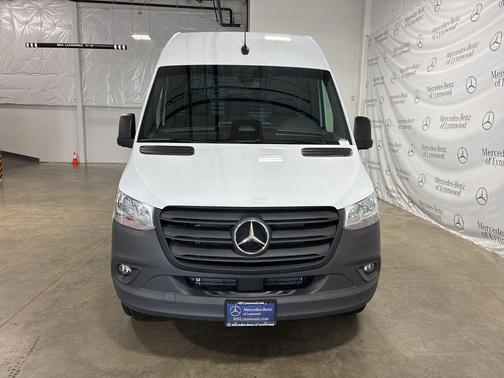2025 Mercedes-Benz Sprinter 2500 Standard Roof