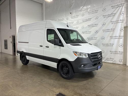 2025 Mercedes-Benz Sprinter 2500 Standard Roof