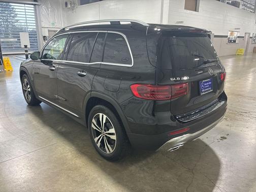 2026 Mercedes-Benz GLB 250 4MATIC