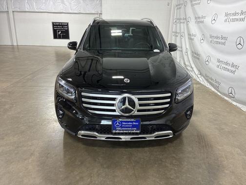 2025 Mercedes-Benz GLB 250 4MATIC