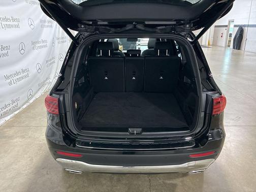 2025 Mercedes-Benz GLB 250 4MATIC