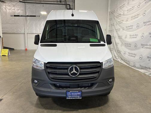 2025 Mercedes-Benz Sprinter 2500 High Roof