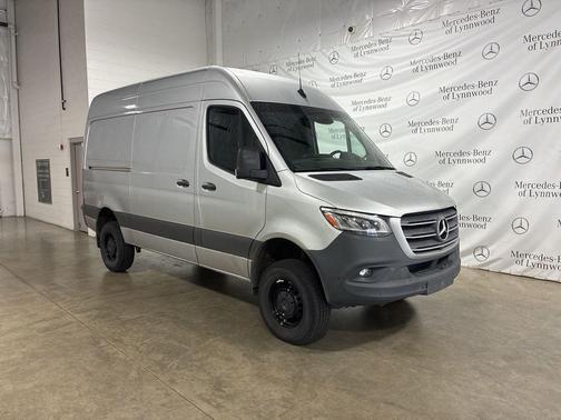 2020 Mercedes-Benz Sprinter 2500 Standard Roof