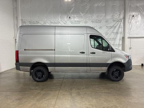 2020 Mercedes-Benz Sprinter 2500 Standard Roof
