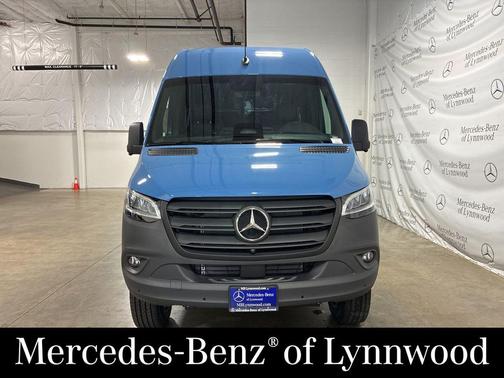 2026 Mercedes-Benz Sprinter 2500 Cargo 144 WB AWD