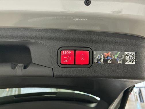 2025 Mercedes-Benz GLE 450e 4MATIC