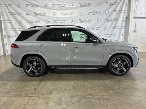 2025 Mercedes-Benz GLE 450e 4MATIC