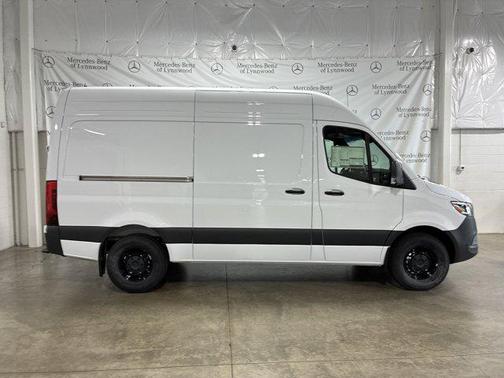2025 Mercedes-Benz Sprinter 2500 High Roof