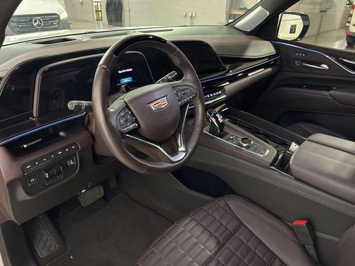 2024 Cadillac Escalade ESV Premium Luxury Platinum