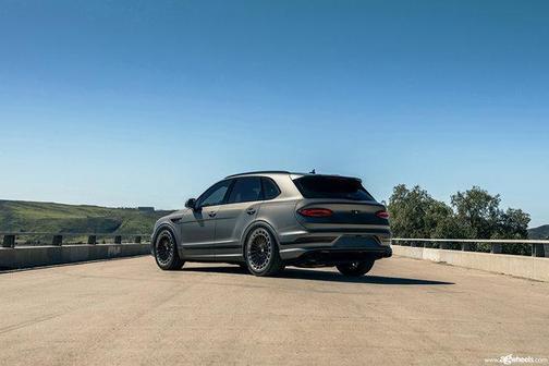 2022 Bentley Bentayga V8