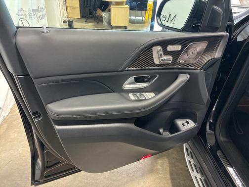 2026 Mercedes-Benz AMG GLS 63 Base