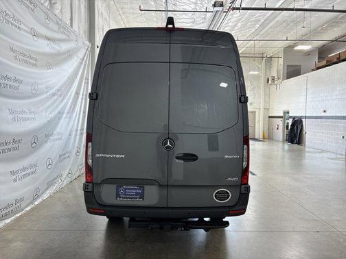 2025 Mercedes-Benz Sprinter 2500 High Roof