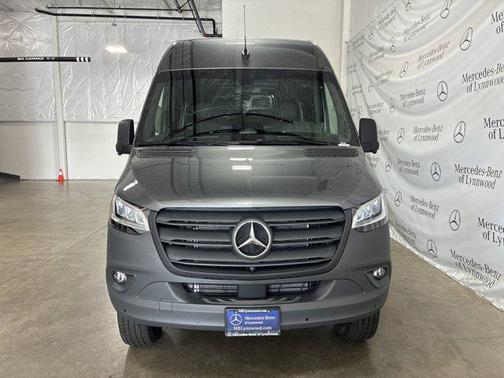 2025 Mercedes-Benz Sprinter 2500 High Roof