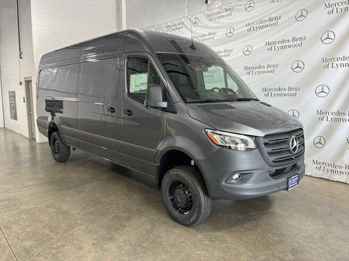 2025 Mercedes-Benz Sprinter 2500 High Roof