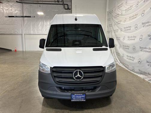 2025 Mercedes-Benz Sprinter 2500 High Roof