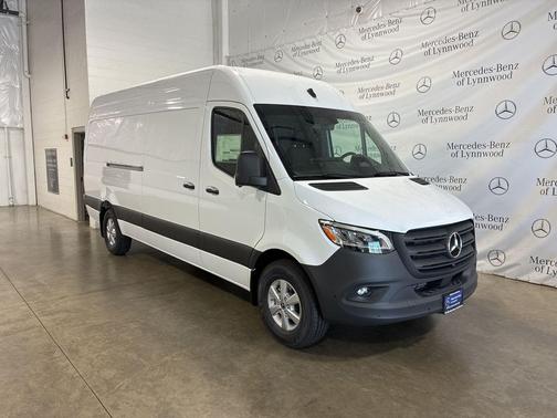 2025 Mercedes-Benz Sprinter 2500 High Roof