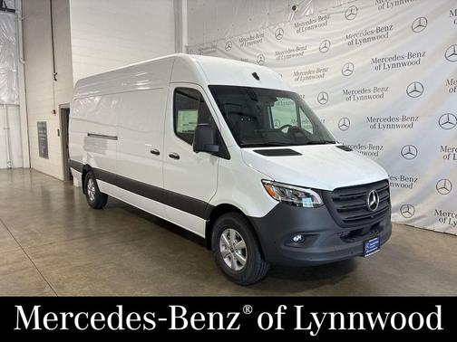 2025 Mercedes-Benz Sprinter 2500 High Roof