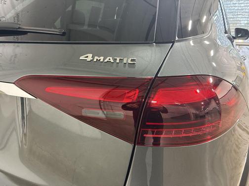 2025 Mercedes-Benz GLE 450e 4MATIC