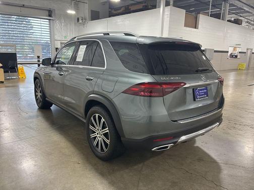 2025 Mercedes-Benz GLE 450e 4MATIC