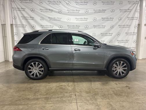 2025 Mercedes-Benz GLE 450e 4MATIC