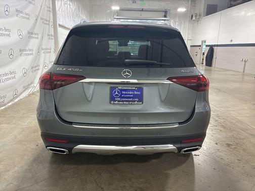 2025 Mercedes-Benz GLE 450e 4MATIC