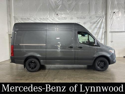 2025 Mercedes-Benz Sprinter 2500 High Roof