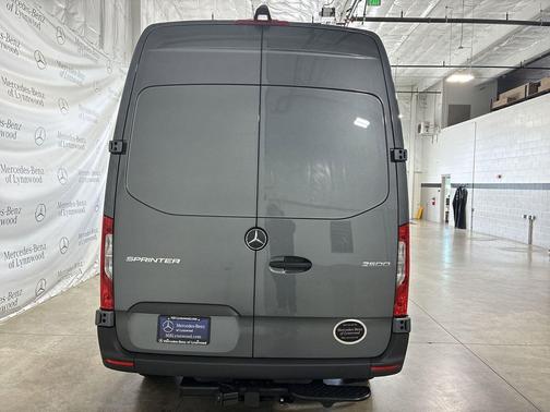 2025 Mercedes-Benz Sprinter 2500 Standard Roof