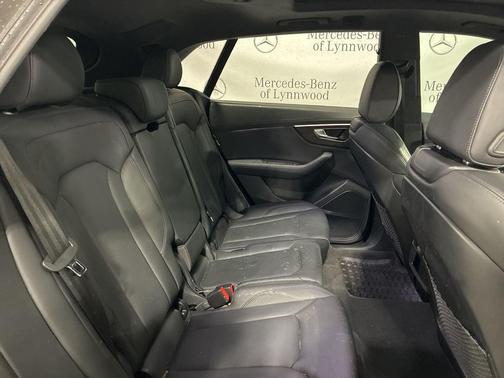 2023 Audi Q8 55 Prestige