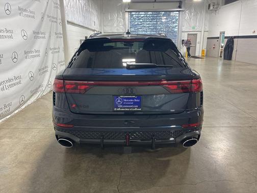 2025 Audi RS Q8 4.0T