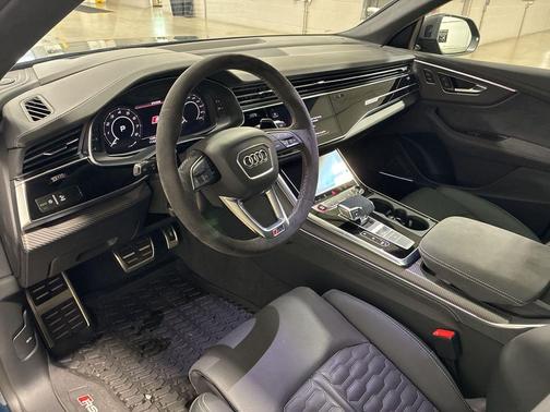 2025 Audi RS Q8 4.0T