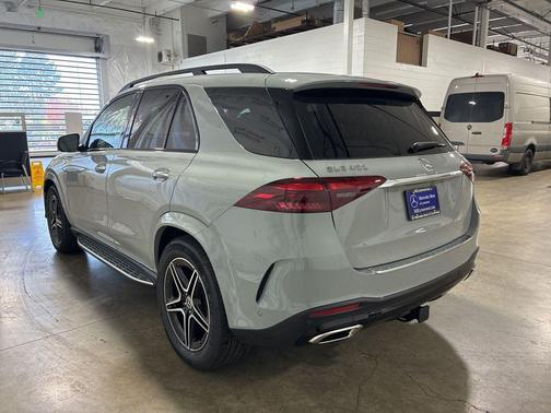 2026 Mercedes-Benz GLE 450 4MATIC