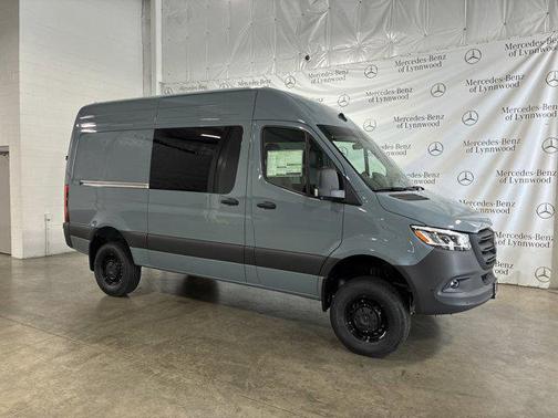 2025 Mercedes-Benz Sprinter 2500 High Roof