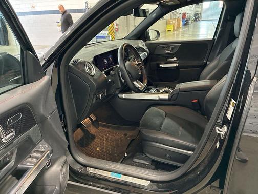 2024 Mercedes-Benz EQB 300 4MATIC