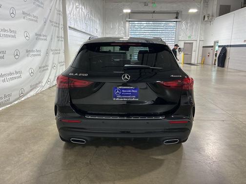 2025 Mercedes-Benz GLA 250 4MATIC