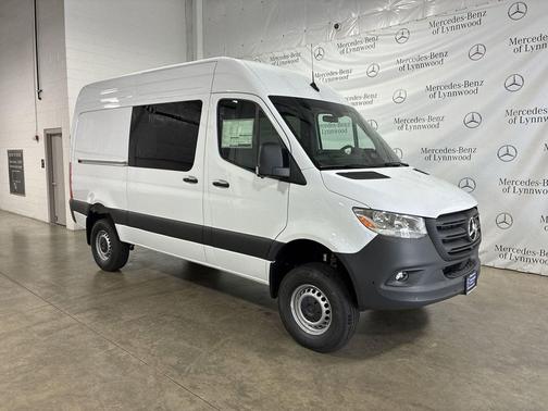 2025 Mercedes-Benz Sprinter 2500 Standard Roof