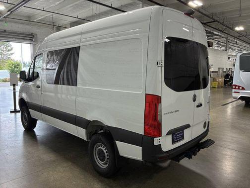 2025 Mercedes-Benz Sprinter 2500 High Roof