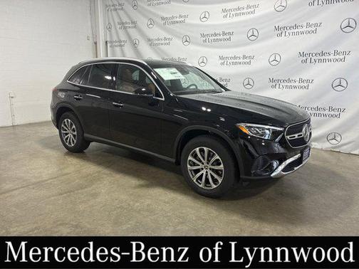 2025 Mercedes-Benz GLC 300 4MATIC