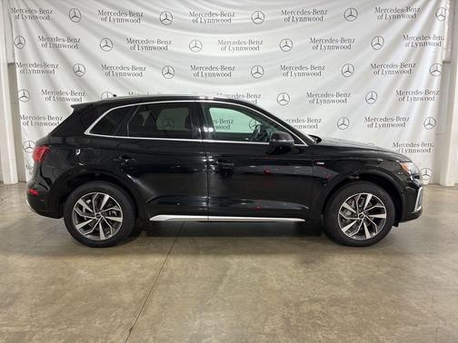 2024 Audi Q5 45 S line Premium Plus