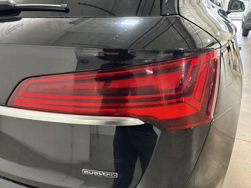 2024 Audi Q5 45 S line Premium Plus