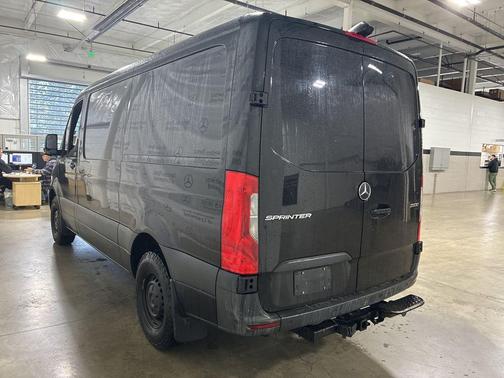 2021 Mercedes-Benz Sprinter 2500 Standard Roof