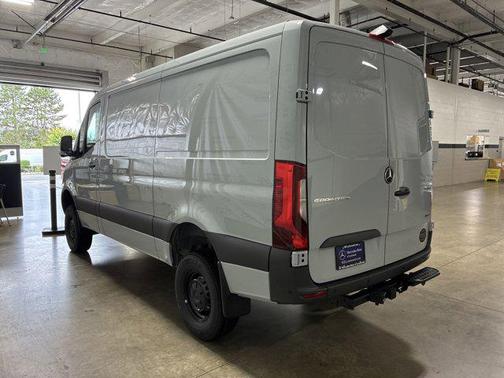 2025 Mercedes-Benz Sprinter 2500 Standard Roof