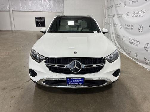 2025 Mercedes-Benz GLC 300 4MATIC