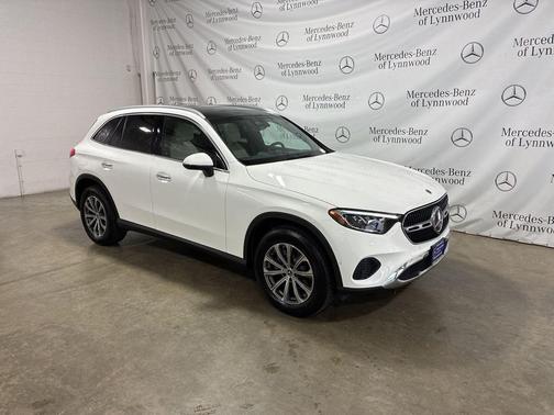 2025 Mercedes-Benz GLC 300 4MATIC