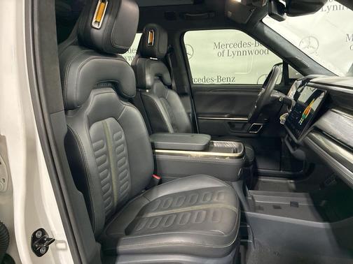 2022 Rivian R1T Adventure