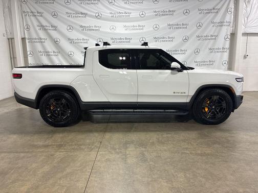 2022 Rivian R1T Adventure